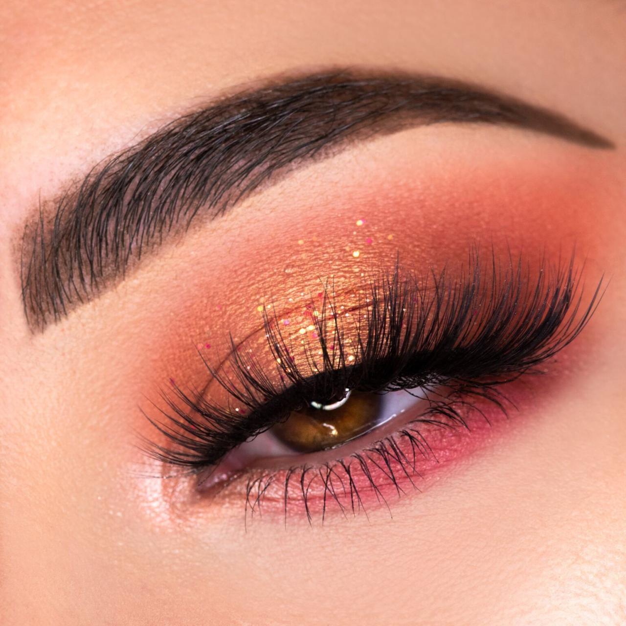 Eyeshadow Glitter – Tips Supaya Tak ‘Fall Out’